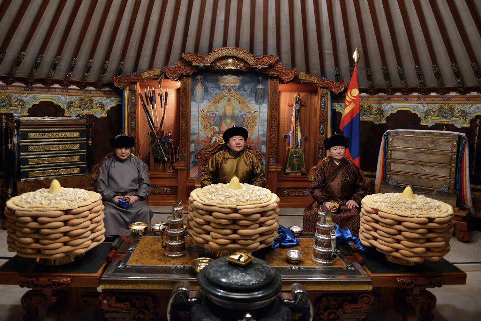 Ерөнхий сайд “Төрийн гурван намхан” гэх зурганд тайлбар хийлээ